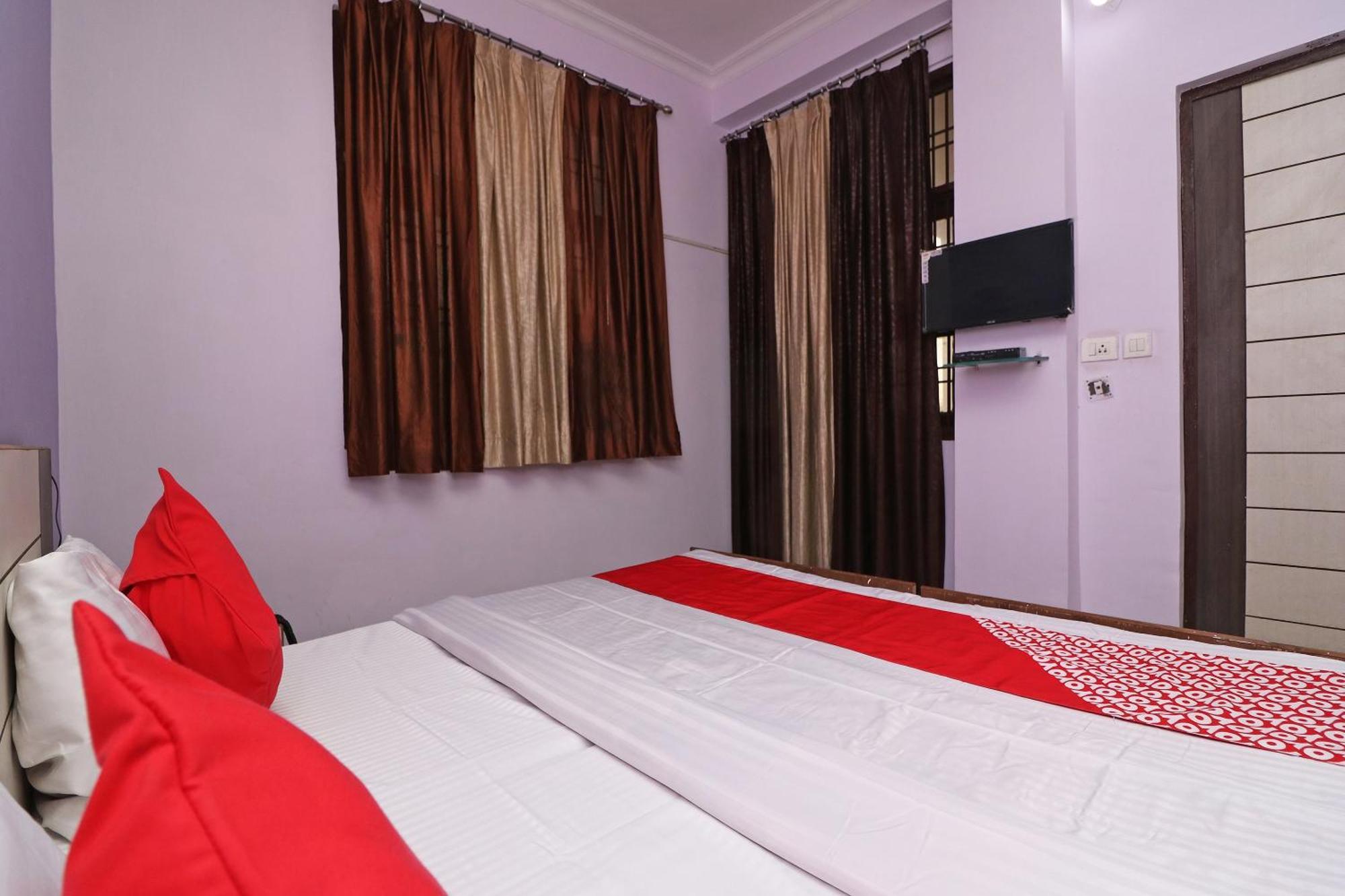 Oyo Hotel Ekta Residency Agra  Exterior photo