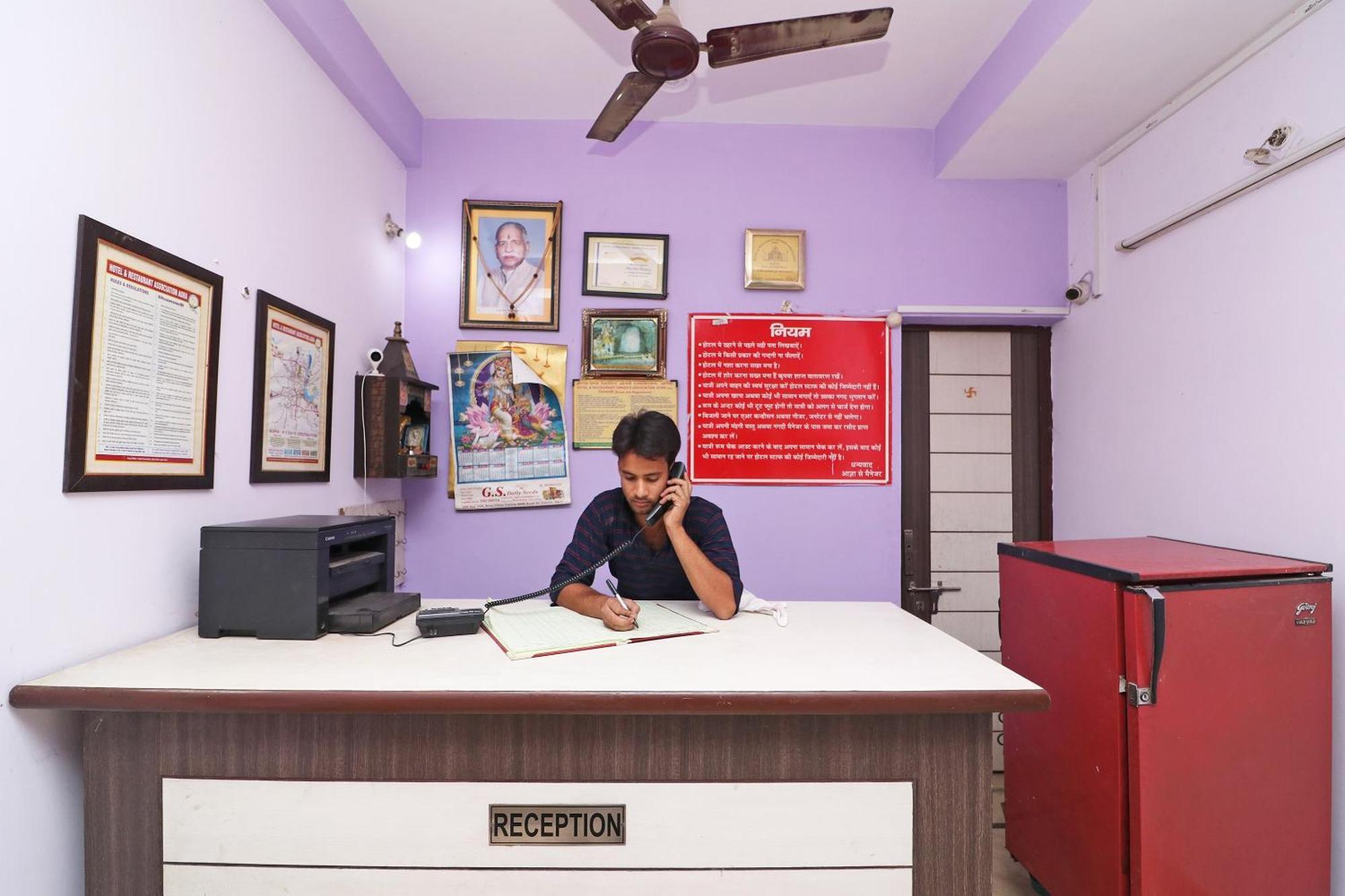 Oyo Hotel Ekta Residency Agra  Exterior photo